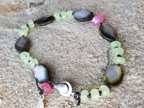 Soft Green bead bracelet