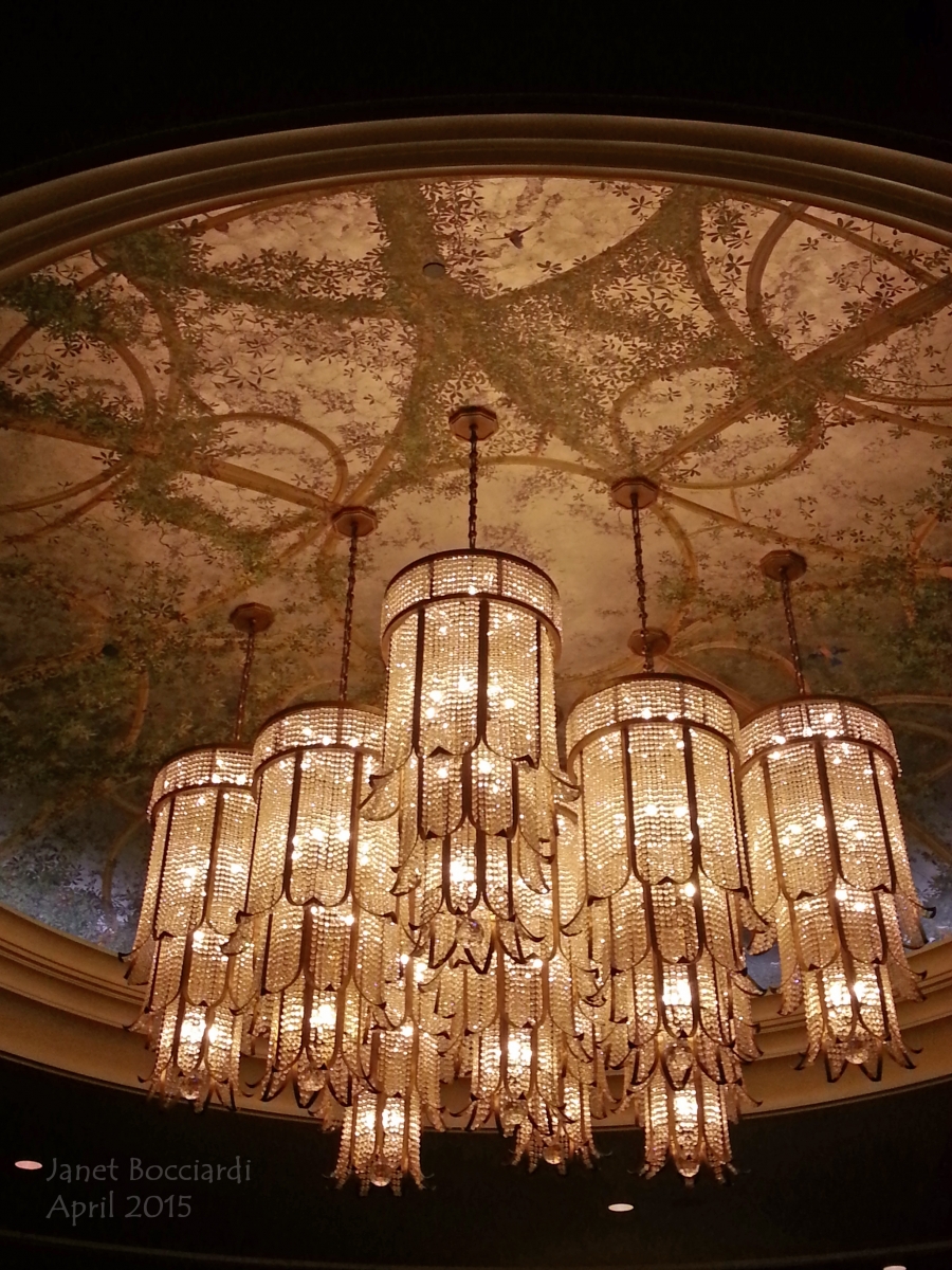 Palazzo chandelier