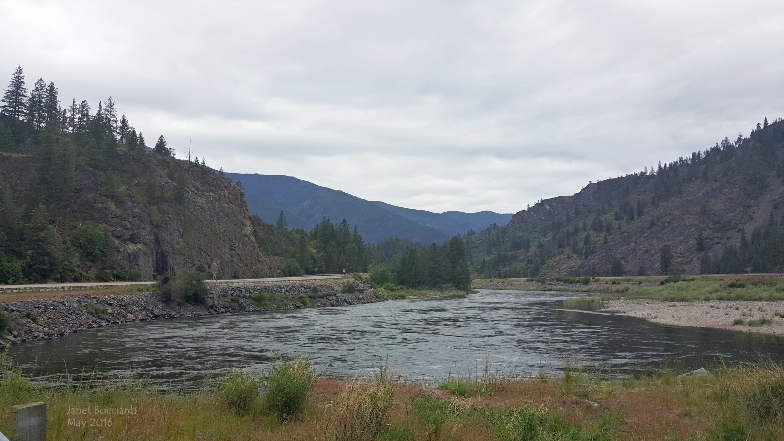 Coeur D'Alene River