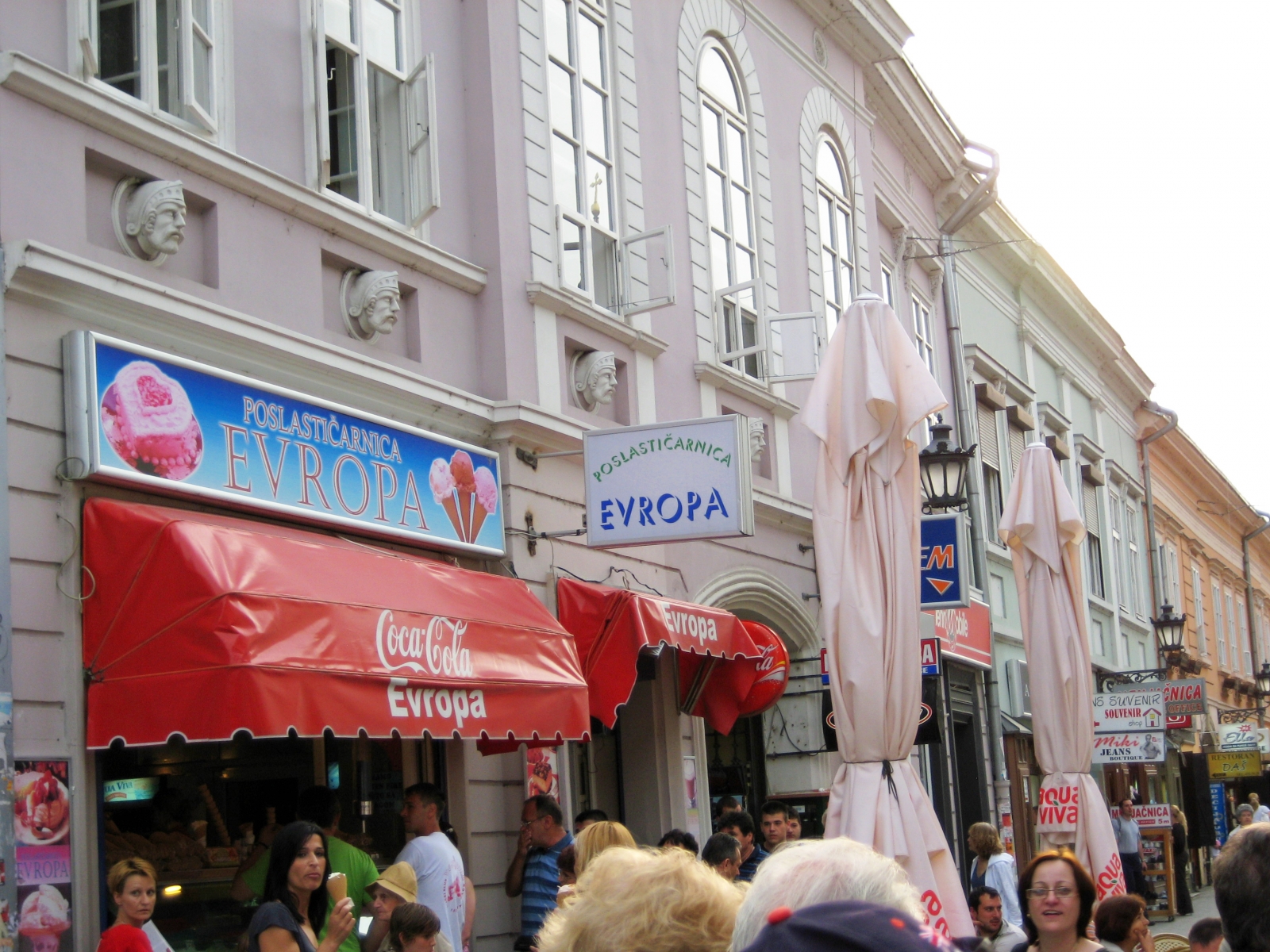 IceCream on Dunavska St, Novi Sad, Serbia