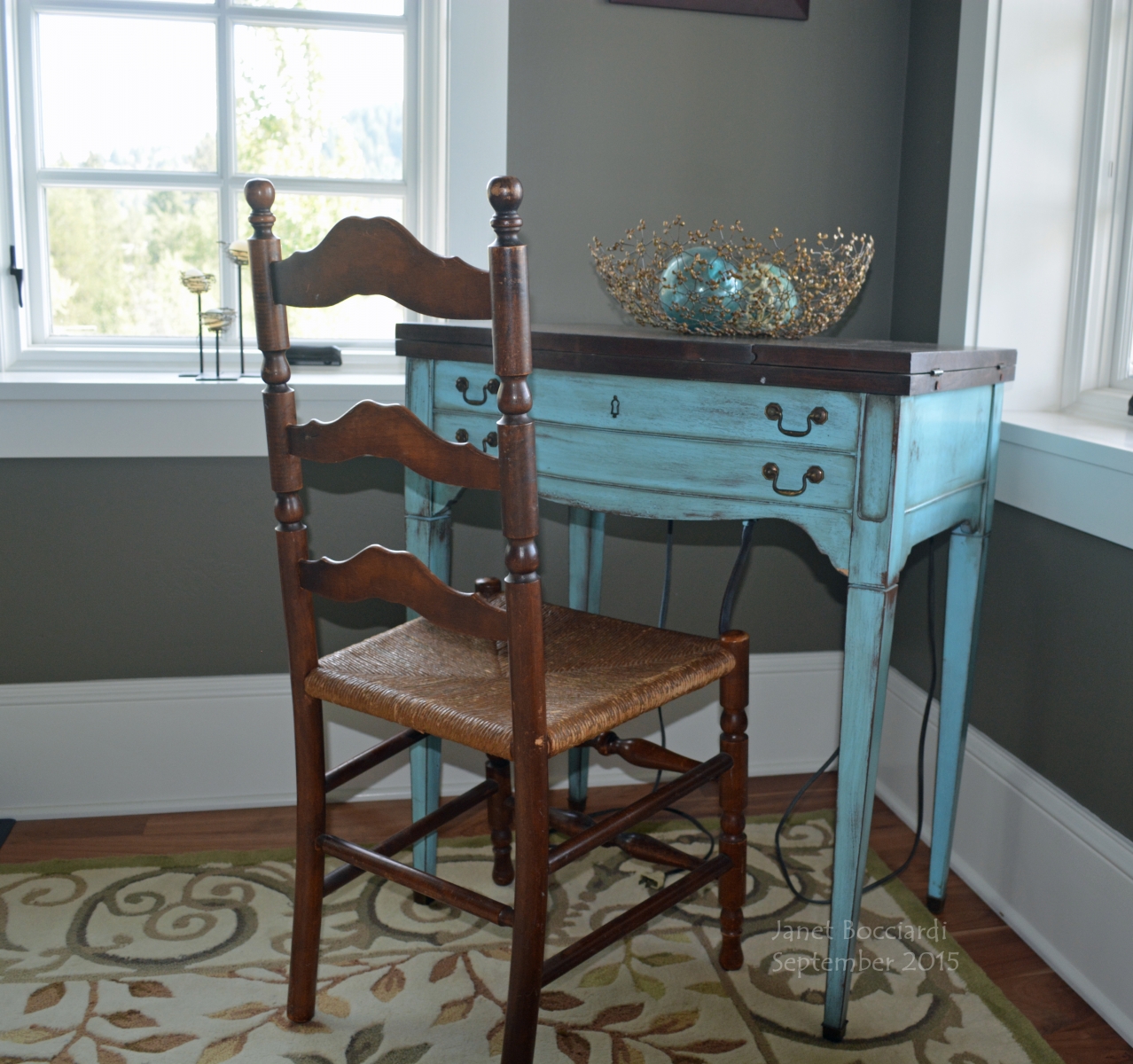 Singer Sewing Machine cabinet