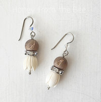 Crystal earrings with rose druzy and flower