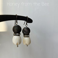 Druzy earrings in brown and cream