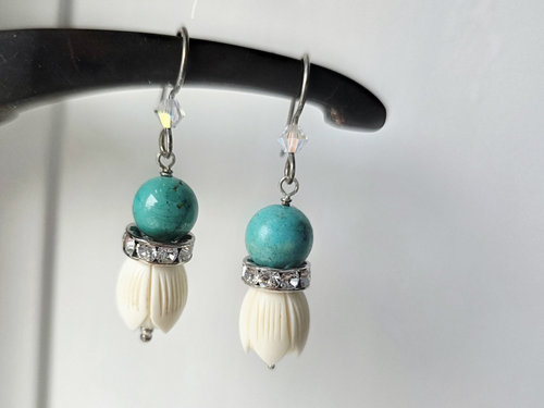 Boho style earrings in turquoise and cream