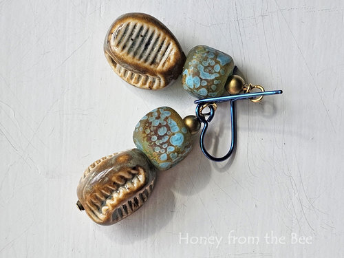 Beach earrings in tan and aqua