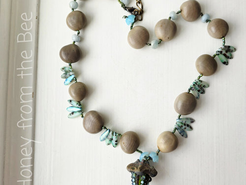 Statement necklace in aqua and tan