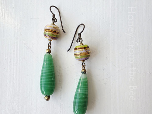 Boho style earrings in green and gold