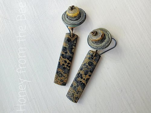 Beach earrings made from lampwork and ocean kambaba stones